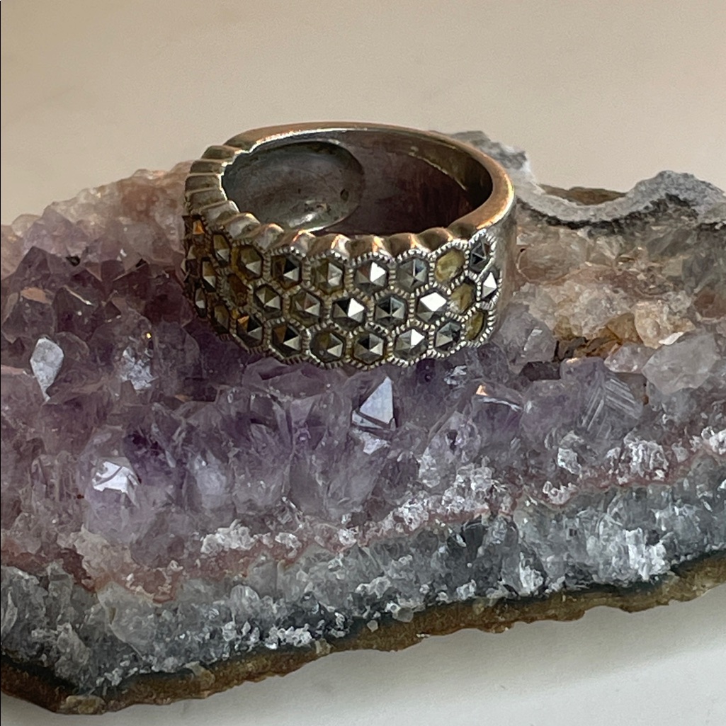 Vintage Sterling Silver Ring With Faceted Marcasite Stones Size 8